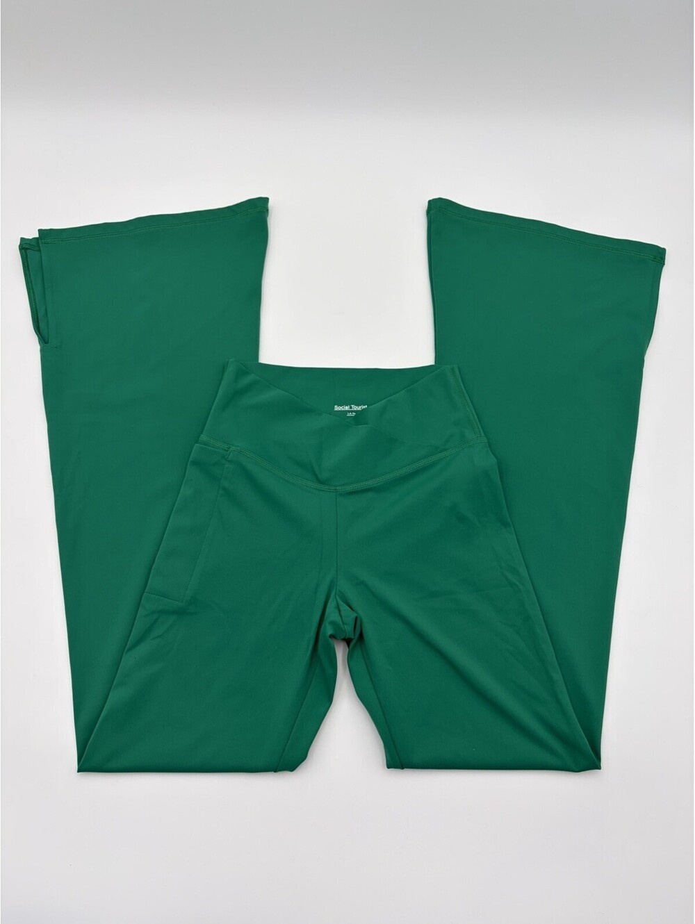 Social Tourist Flare Yoga Pants Womens Size Small, Green, V-Waist